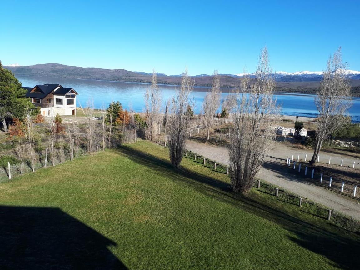 Greja Lodge relax y confort en el Limay, Patagonia Dina Huapi Exterior foto