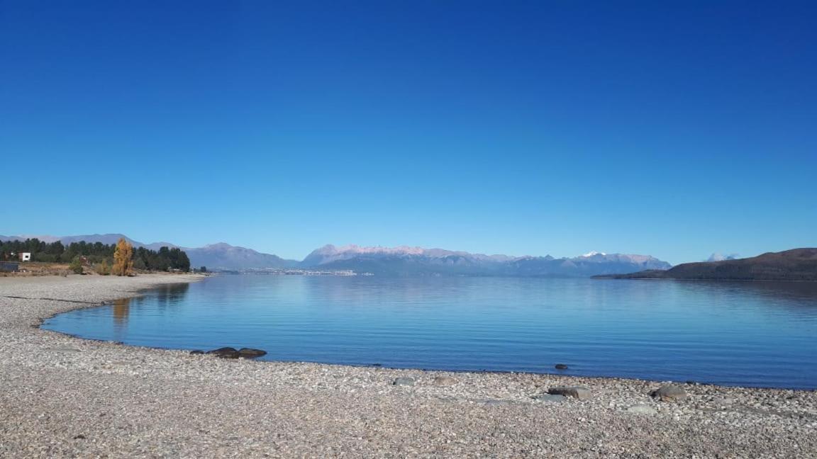 Greja Lodge relax y confort en el Limay, Patagonia Dina Huapi Exterior foto